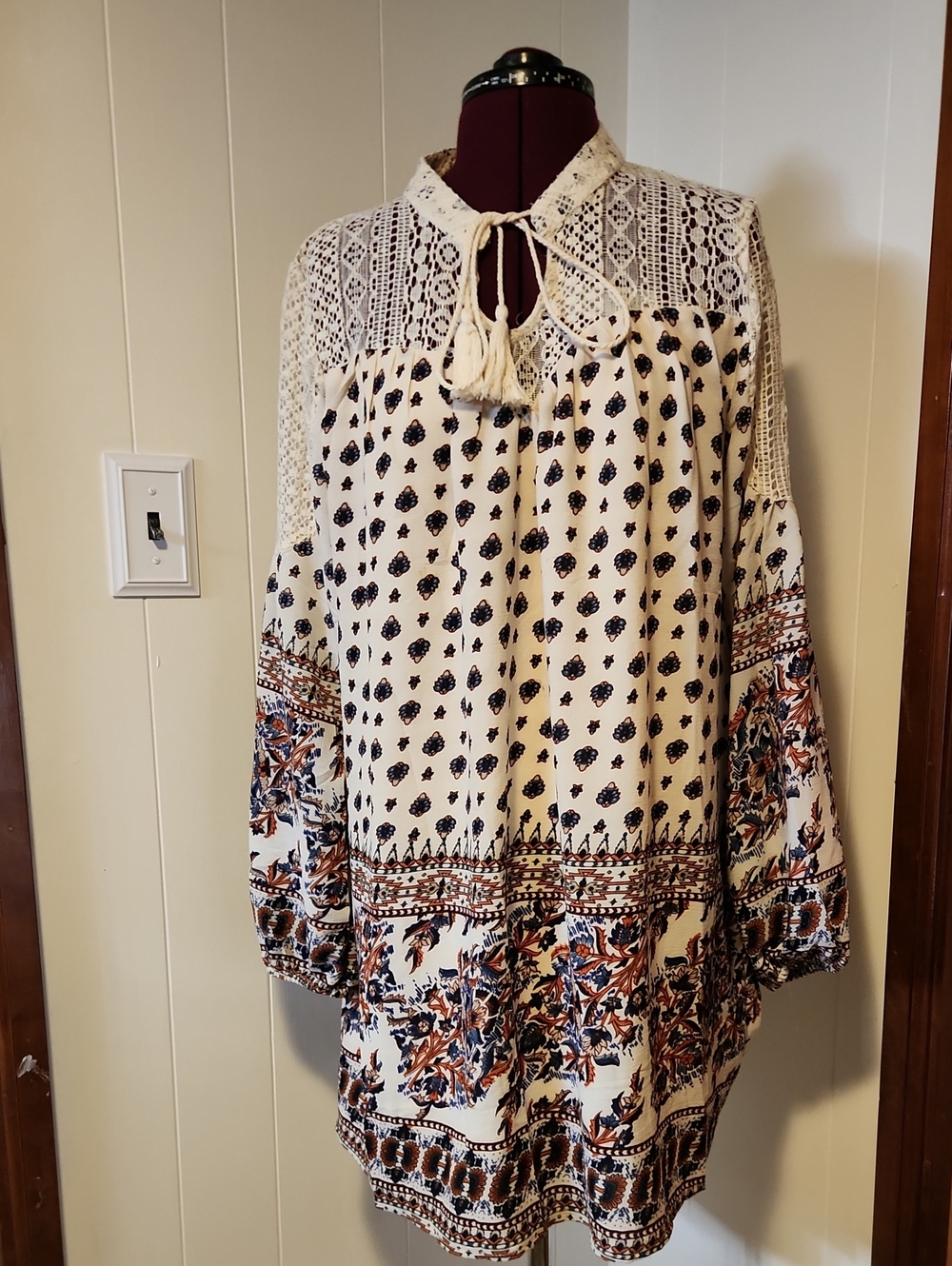 entro Cream Mini Dress with Navy & Rust Print